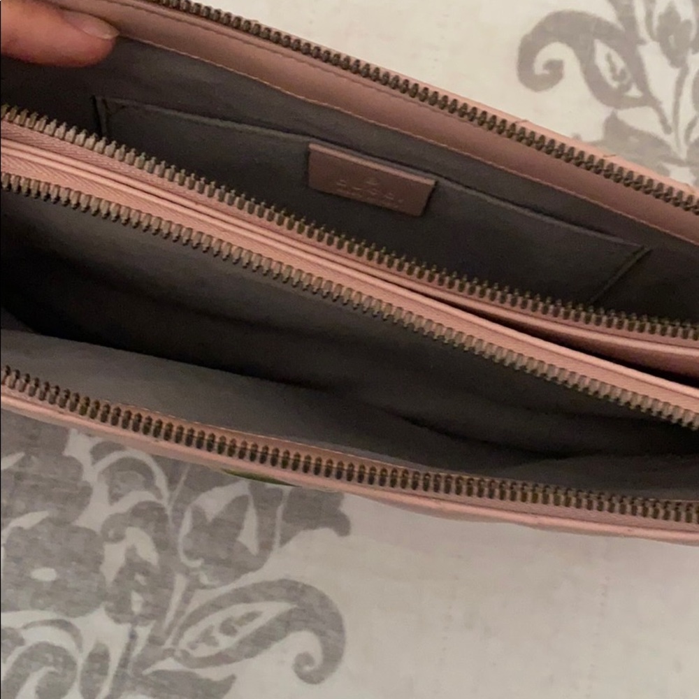 Authentic Gucci Handbag - Picture 5 of 7